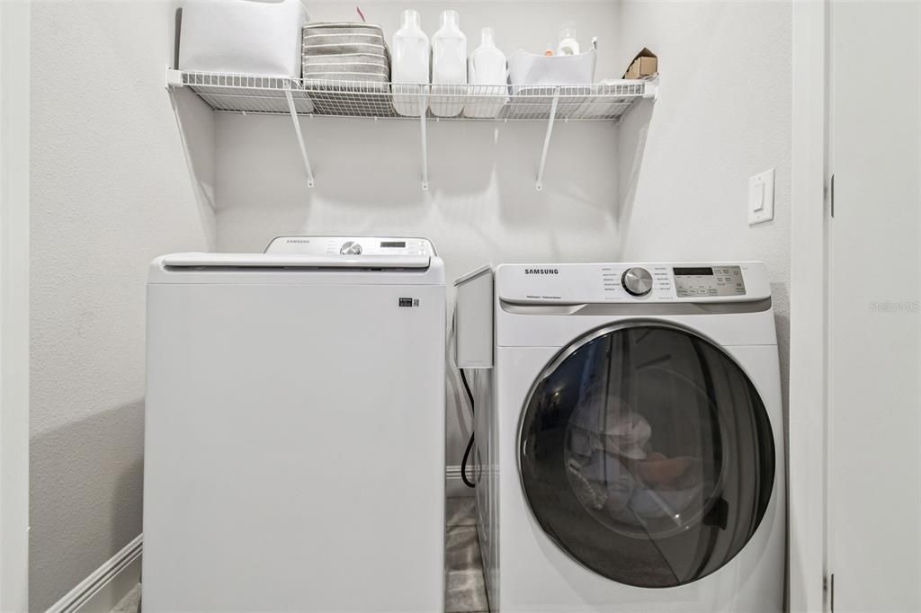 Active With Contract: $415,000 (3 beds, 2 baths, 1968 Square Feet)