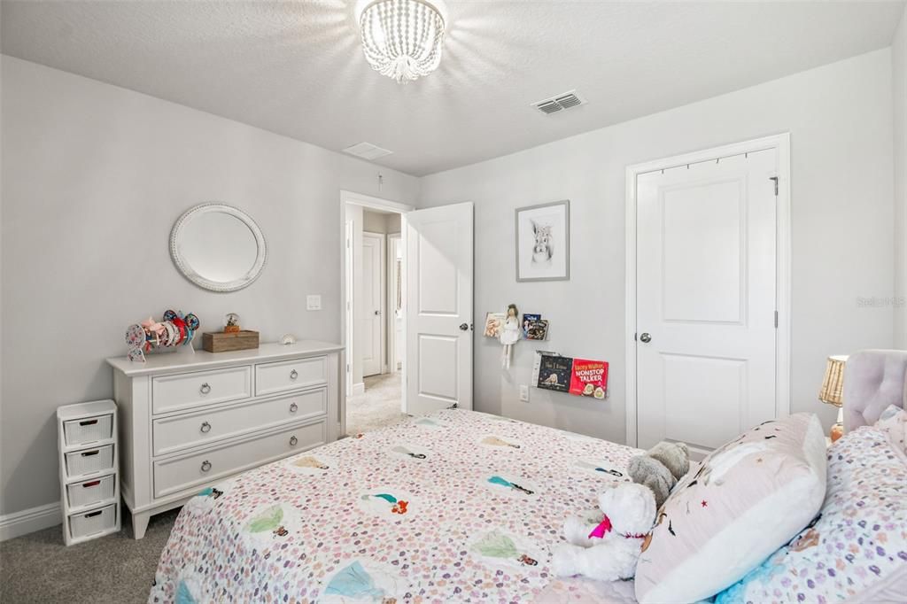 Active With Contract: $415,000 (3 beds, 2 baths, 1968 Square Feet)