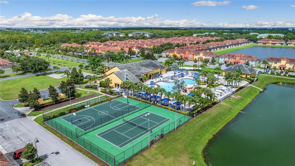 For Rent: $2,600 (4 beds, 3 baths, 1902 Square Feet)