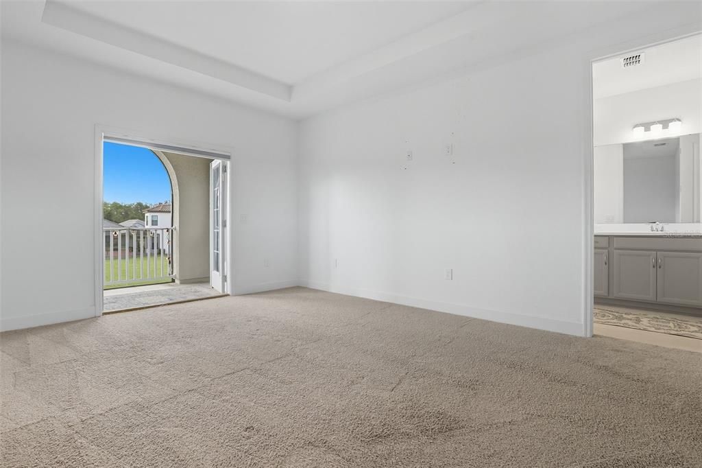 Под контрактом: $589,000 (4 спален, 3 ванн, 3436 Квадратных фут)