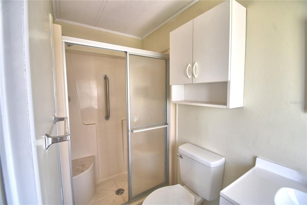 For Sale: $99,000 (2 beds, 2 baths, 1035 Square Feet)