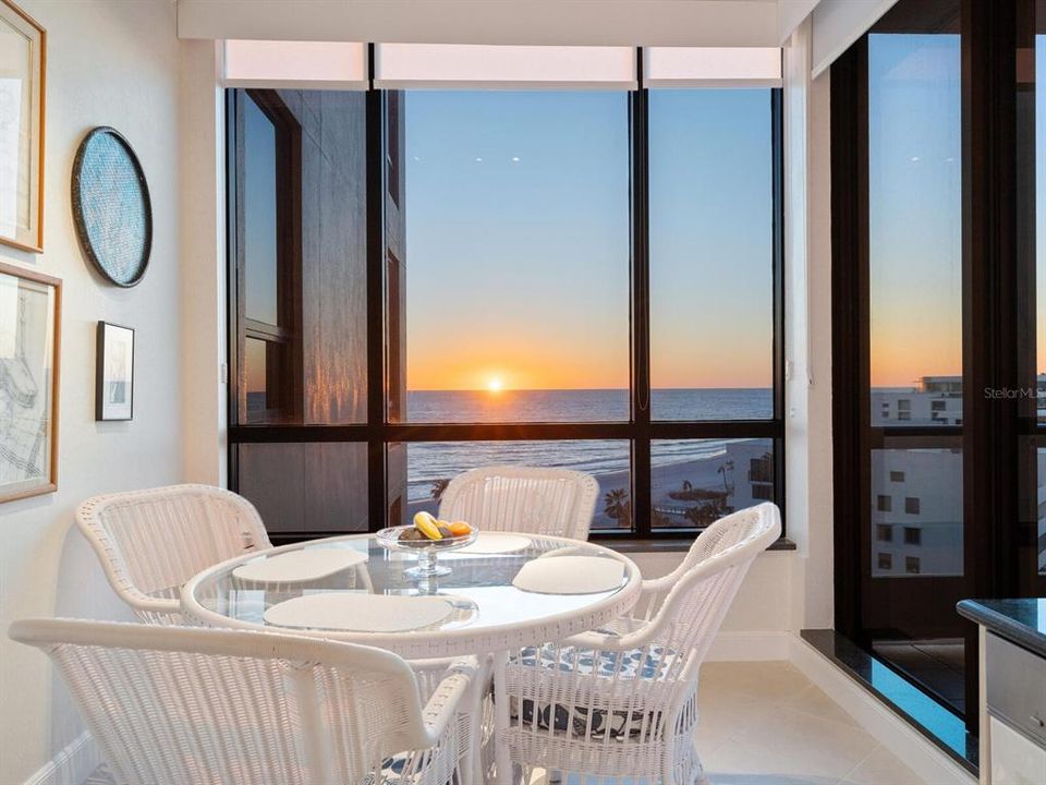 For Sale: $2,995,000 (3 beds, 4 baths, 3054 Square Feet)