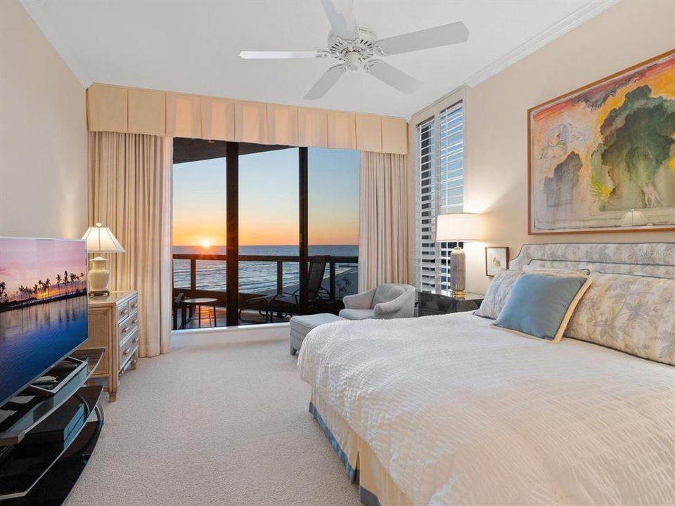 For Sale: $2,995,000 (3 beds, 4 baths, 3054 Square Feet)