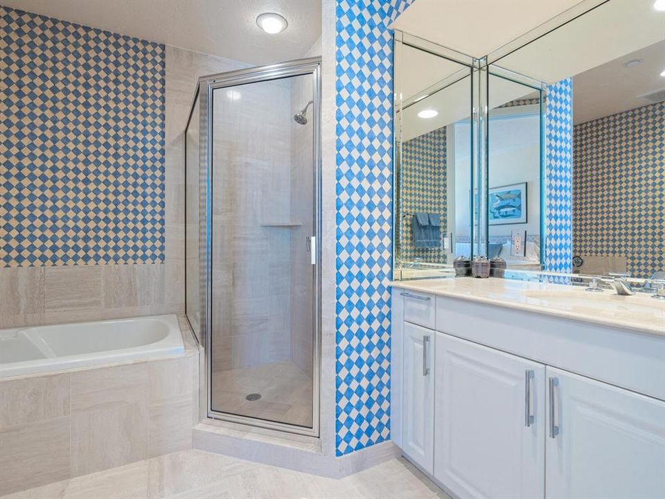 For Sale: $2,995,000 (3 beds, 4 baths, 3054 Square Feet)