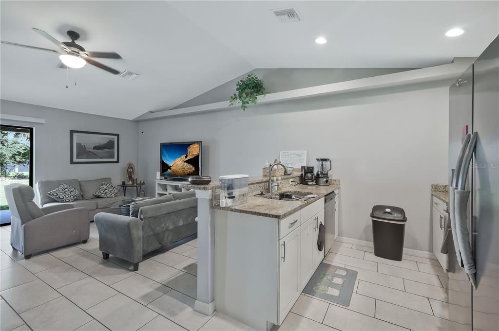 For Sale: $529,900 (6 beds, 0 baths, 2400 Square Feet)