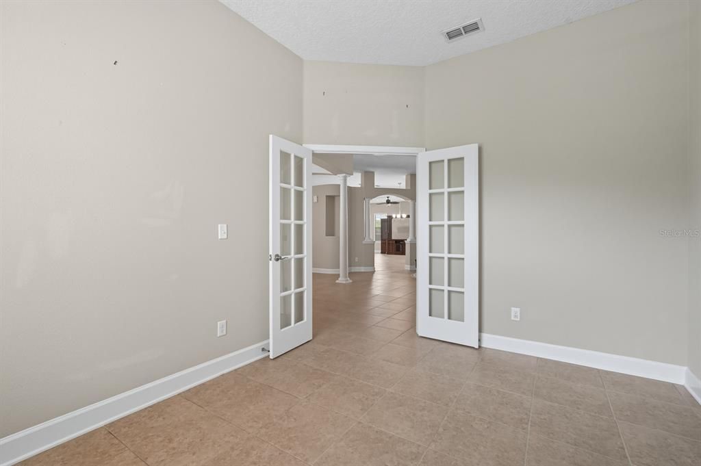 For Sale: $675,000 (4 beds, 3 baths, 3257 Square Feet)