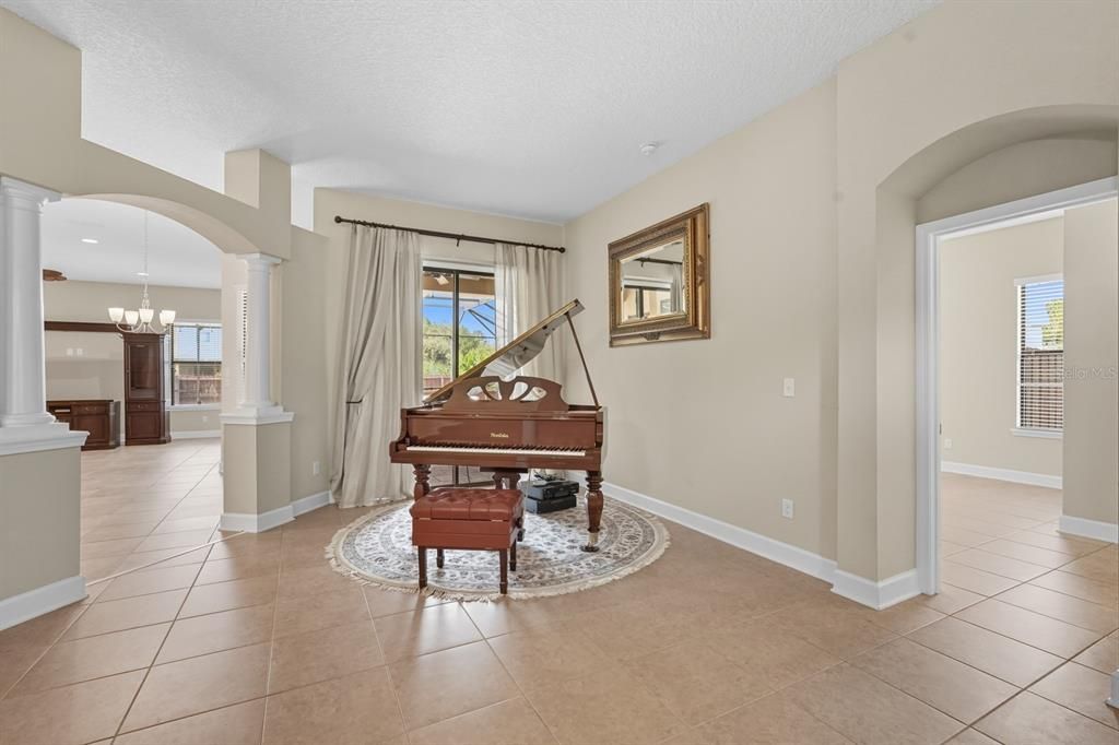 For Sale: $675,000 (4 beds, 3 baths, 3257 Square Feet)