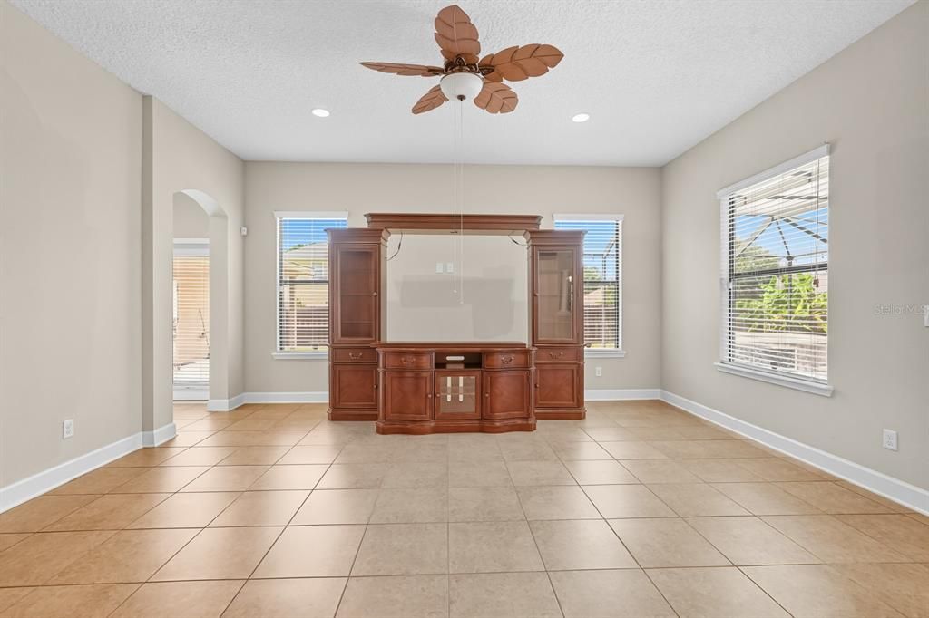 For Sale: $675,000 (4 beds, 3 baths, 3257 Square Feet)