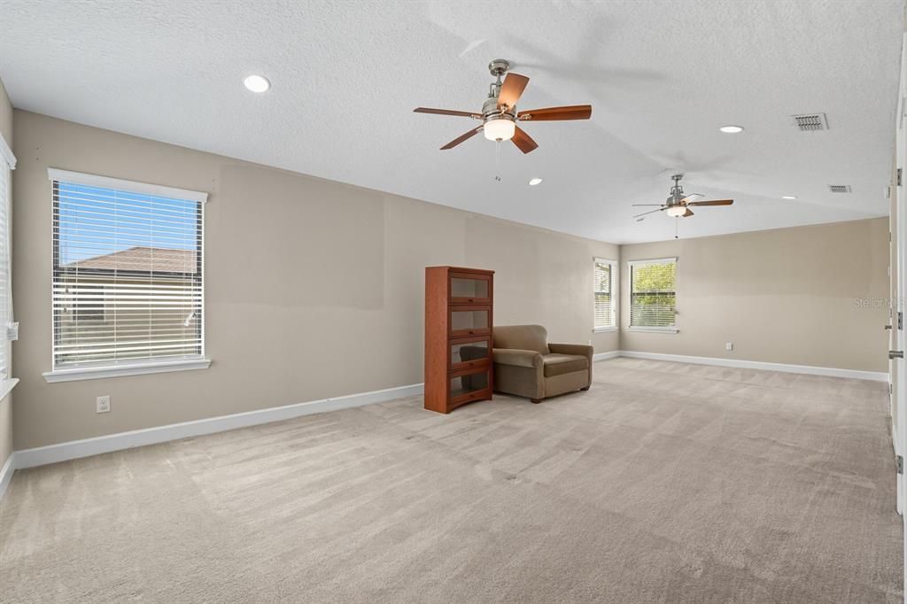 For Sale: $675,000 (4 beds, 3 baths, 3257 Square Feet)