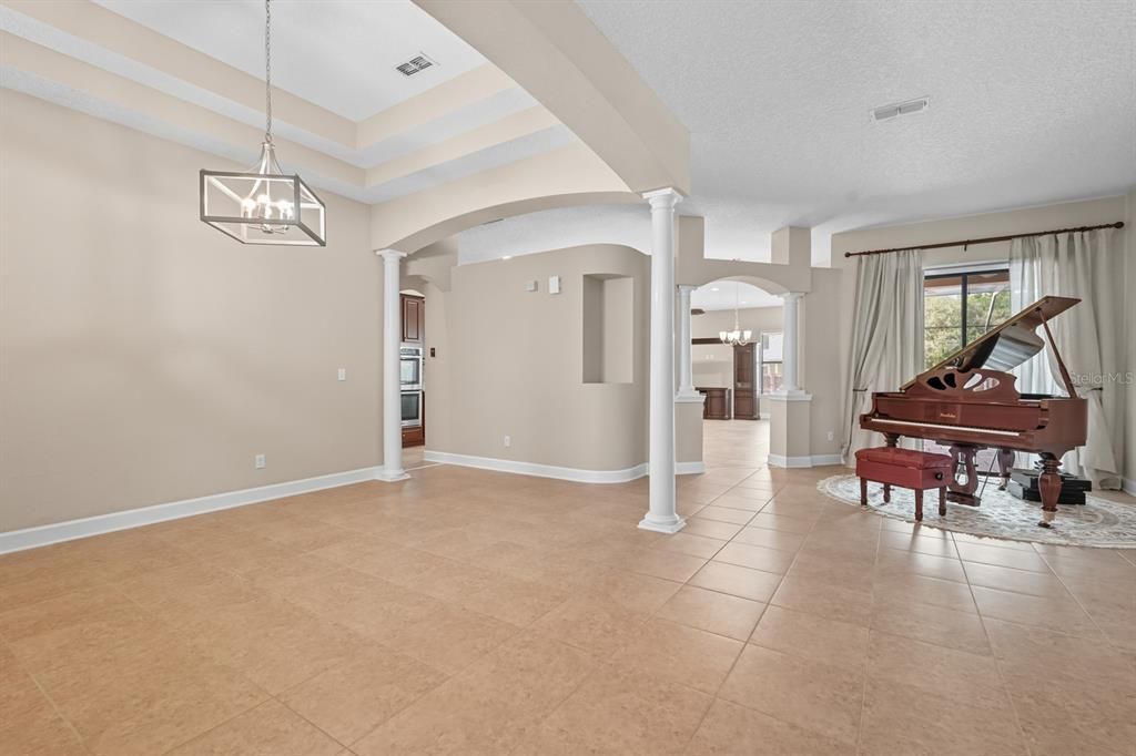 For Sale: $675,000 (4 beds, 3 baths, 3257 Square Feet)