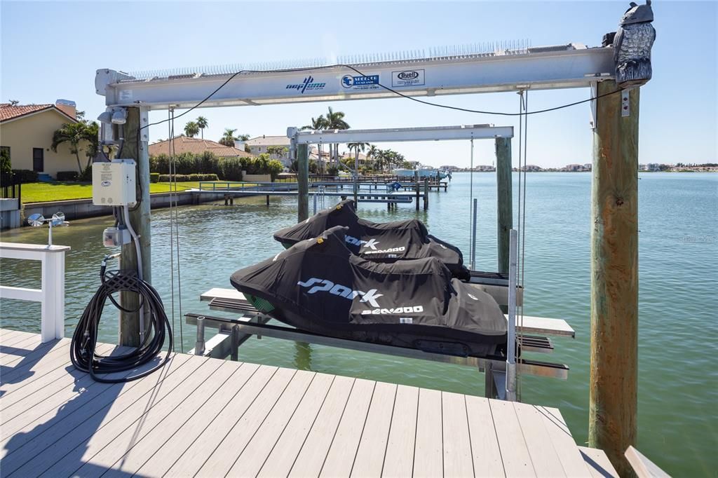 На продажу: $7,950,000 (4 спален, 4 ванн, 4511 Квадратных фут)