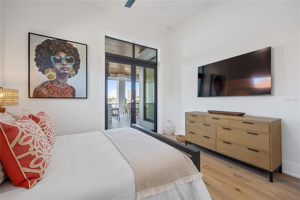 На продажу: $7,950,000 (4 спален, 4 ванн, 4511 Квадратных фут)