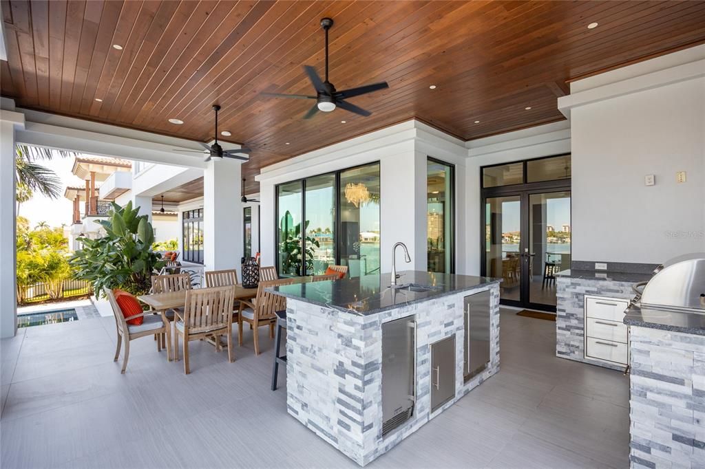 На продажу: $7,950,000 (4 спален, 4 ванн, 4511 Квадратных фут)