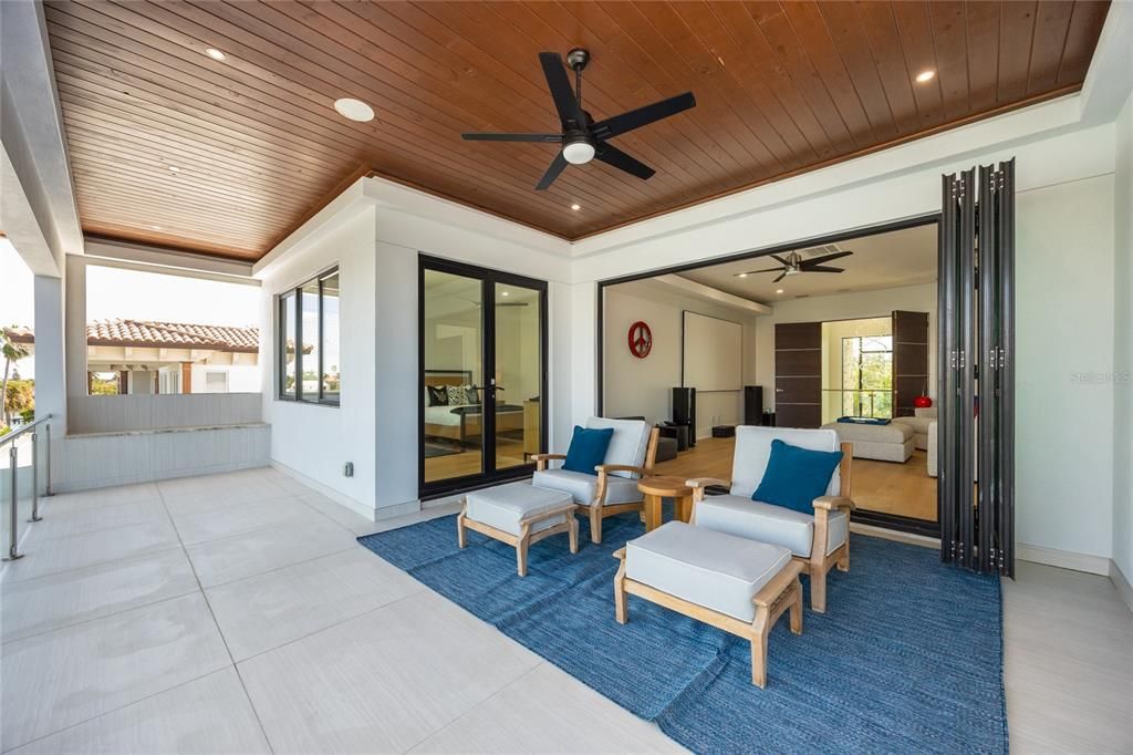 На продажу: $7,950,000 (4 спален, 4 ванн, 4511 Квадратных фут)