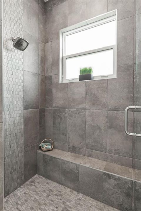 待售: $1,095,000 (4 贝兹, 3 浴室, 2712 平方英尺)