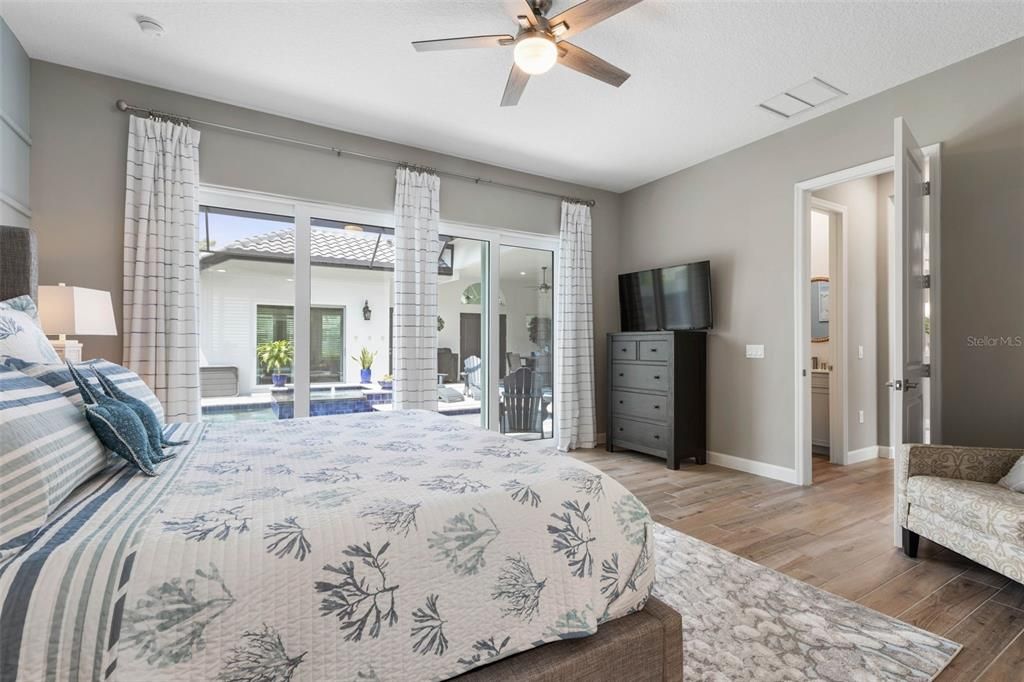 待售: $1,095,000 (4 贝兹, 3 浴室, 2712 平方英尺)