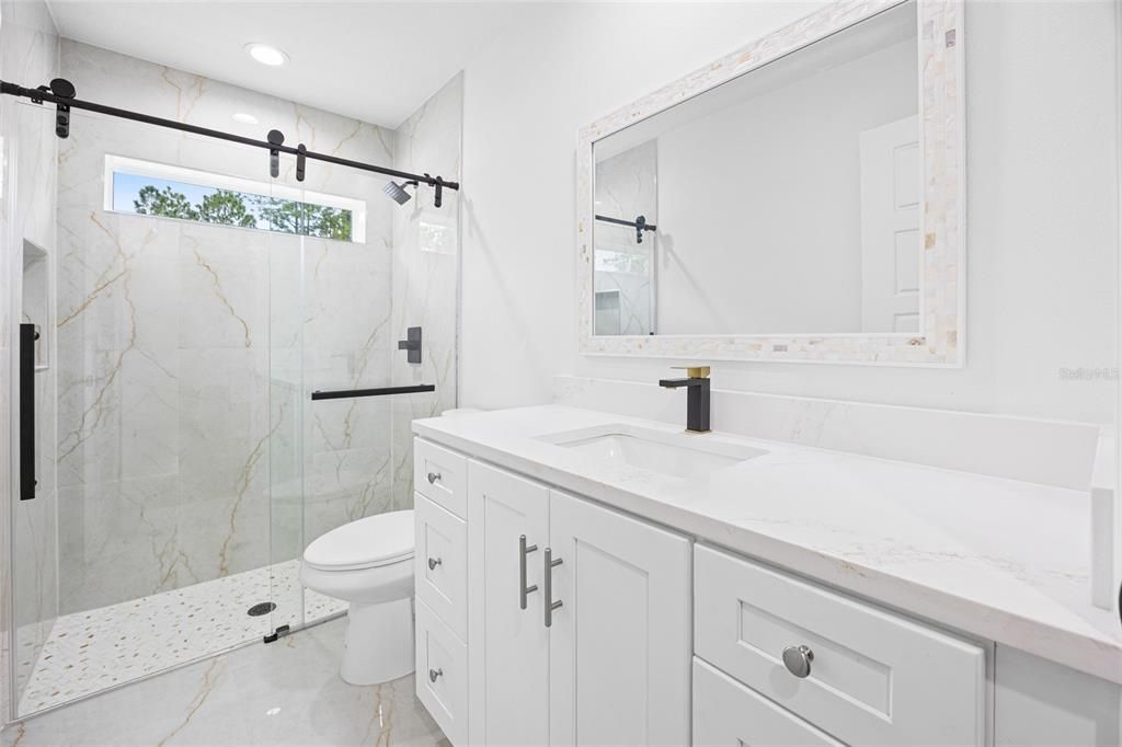 Activo con contrato: $380,000 (3 camas, 2 baños, 1520 Pies cuadrados)