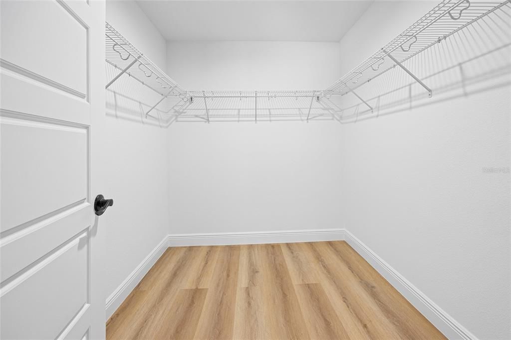 Activo con contrato: $380,000 (3 camas, 2 baños, 1520 Pies cuadrados)