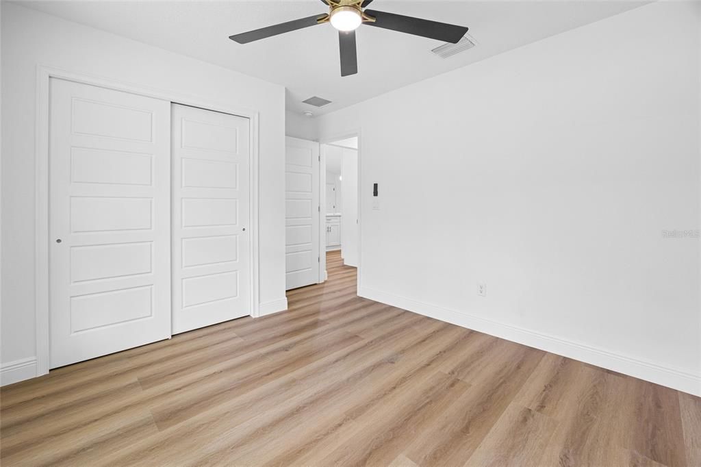 Activo con contrato: $380,000 (3 camas, 2 baños, 1520 Pies cuadrados)