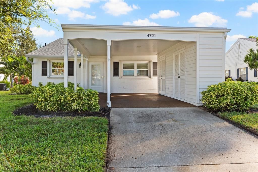 Recently Sold: $399,000 (2 beds, 2 baths, 1426 Square Feet)