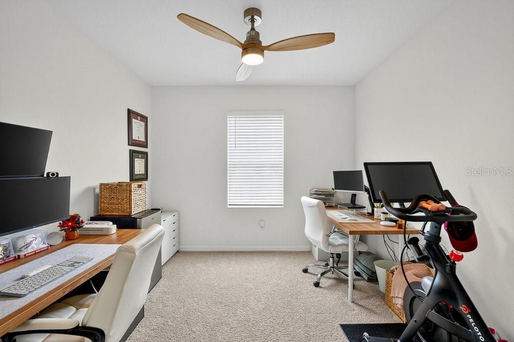 For Sale: $299,000 (3 beds, 2 baths, 1656 Square Feet)