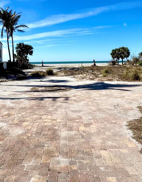 На продажу: $4,050,000 (1.02 acres)