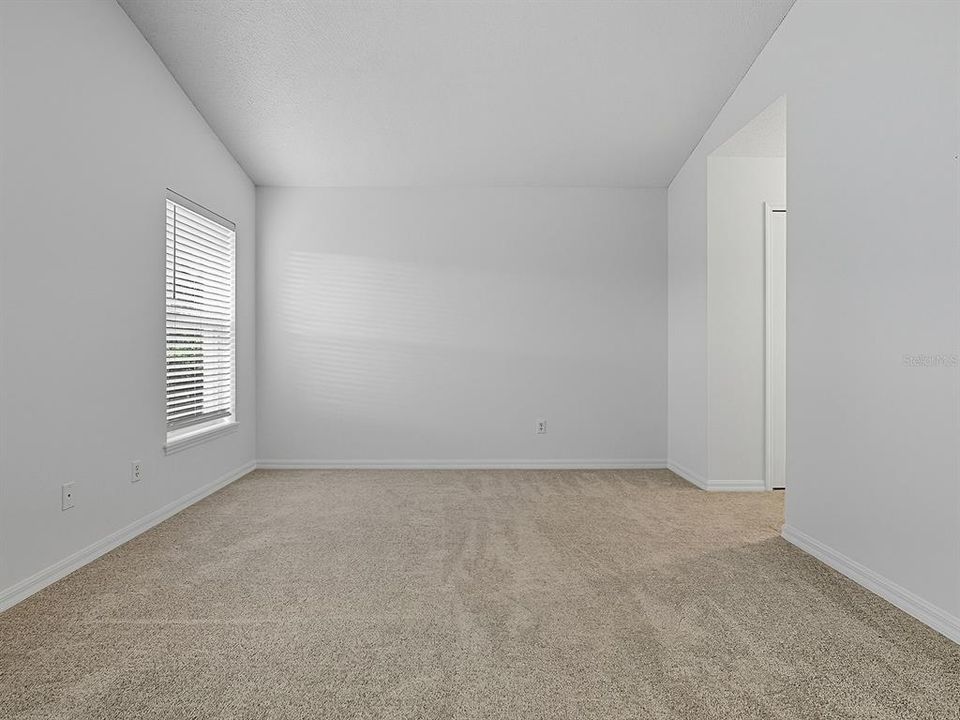 Active With Contract: $315,000 (2 beds, 2 baths, 1522 Square Feet)