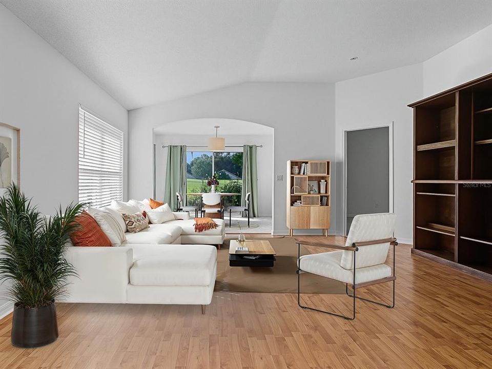 Active With Contract: $315,000 (2 beds, 2 baths, 1522 Square Feet)