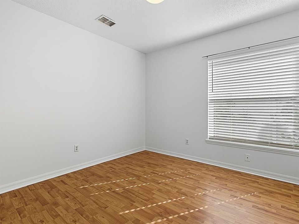 Active With Contract: $315,000 (2 beds, 2 baths, 1522 Square Feet)