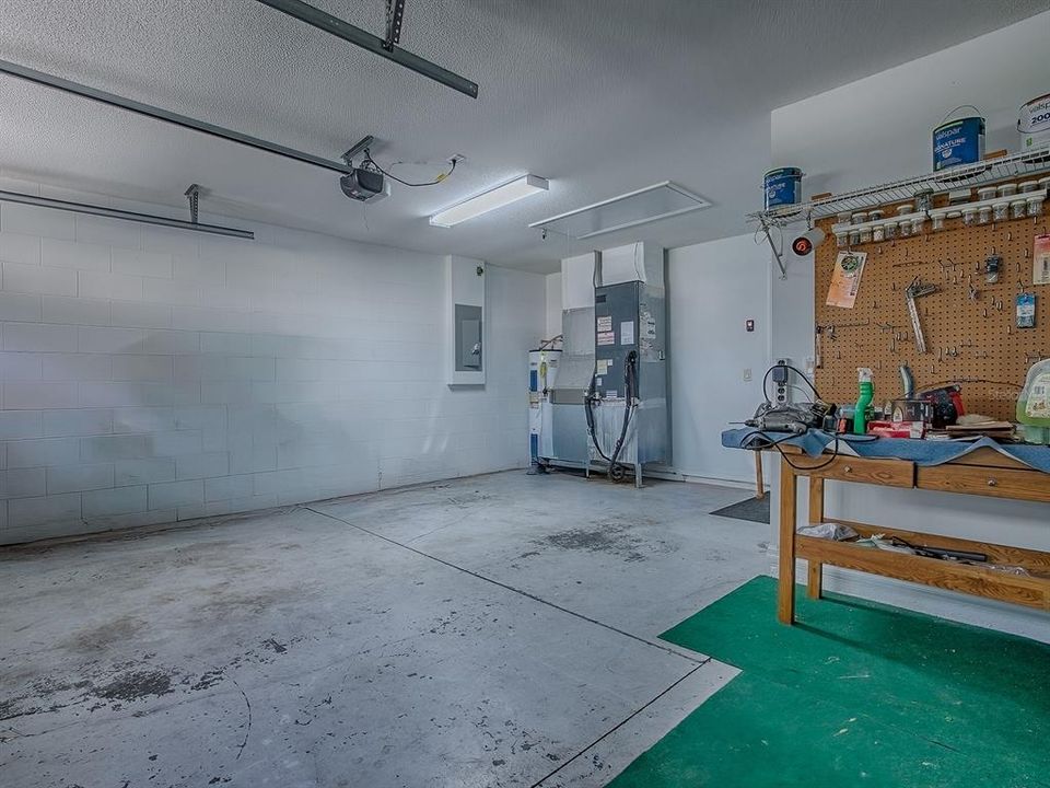 Active With Contract: $315,000 (2 beds, 2 baths, 1522 Square Feet)