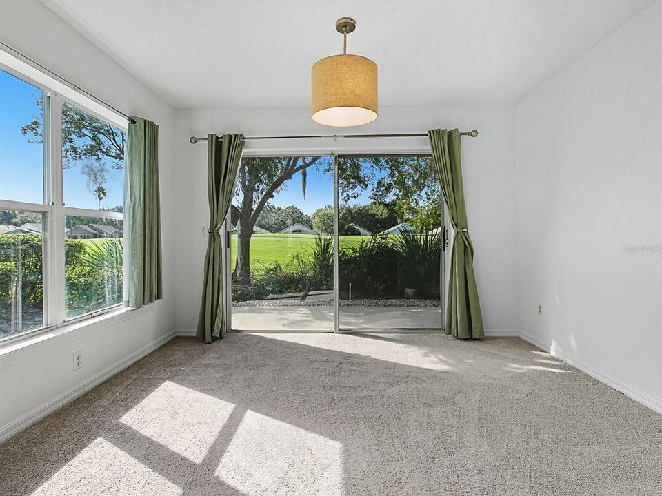 Active With Contract: $315,000 (2 beds, 2 baths, 1522 Square Feet)