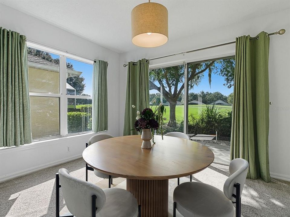 Active With Contract: $315,000 (2 beds, 2 baths, 1522 Square Feet)