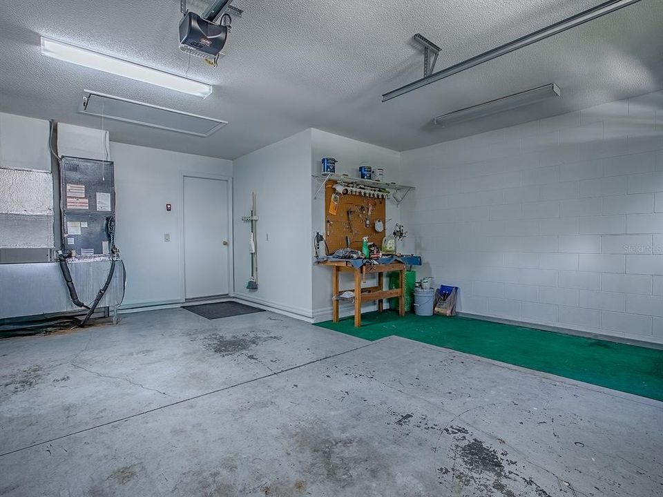 Active With Contract: $315,000 (2 beds, 2 baths, 1522 Square Feet)