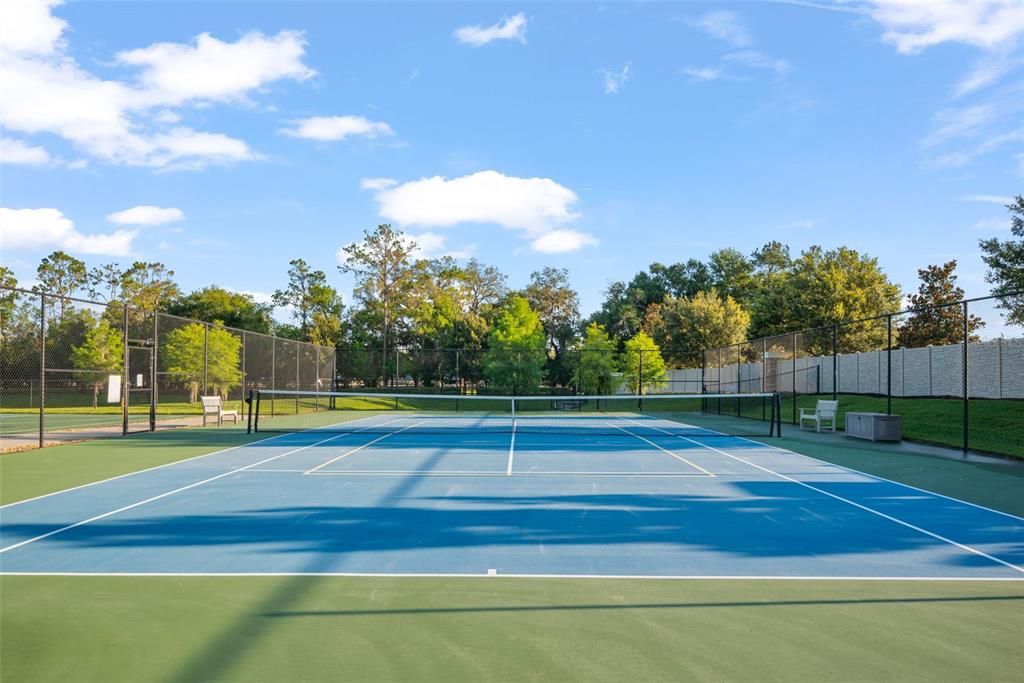 For Sale: $449,000 (4 beds, 2 baths, 2484 Square Feet)