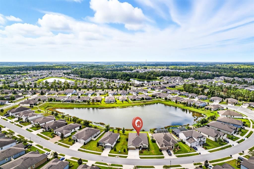 For Sale: $449,000 (4 beds, 2 baths, 2484 Square Feet)