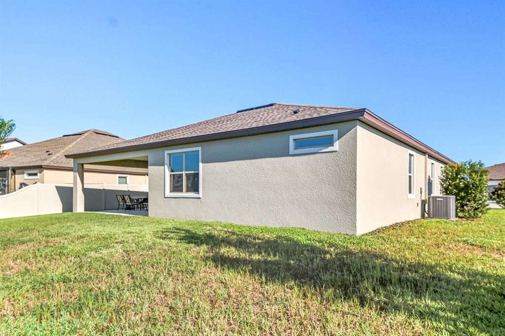 For Sale: $449,000 (4 beds, 2 baths, 2484 Square Feet)