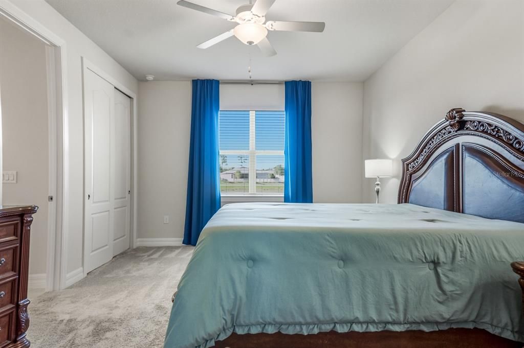 For Sale: $449,000 (4 beds, 2 baths, 2484 Square Feet)