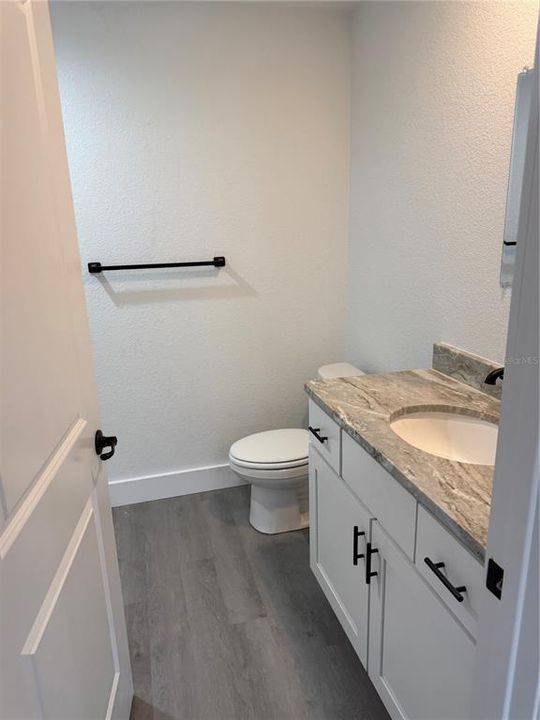 For Sale: $214,900 (3 beds, 2 baths, 1047 Square Feet)