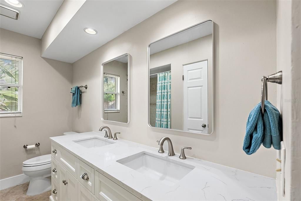 For Sale: $725,000 (4 beds, 3 baths, 2222 Square Feet)