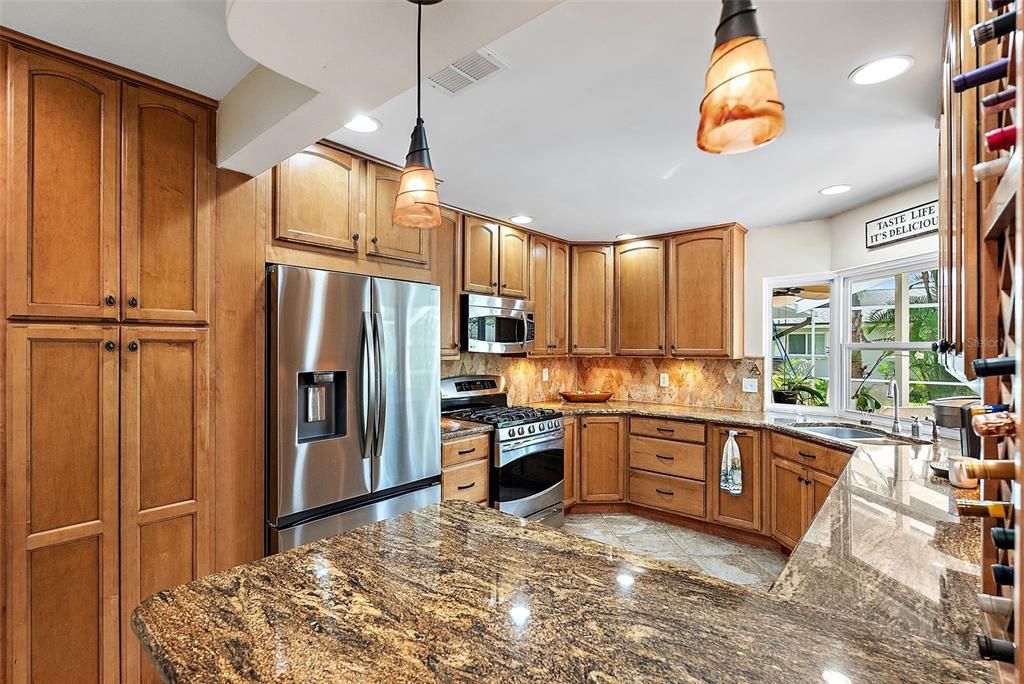 For Sale: $725,000 (4 beds, 3 baths, 2222 Square Feet)