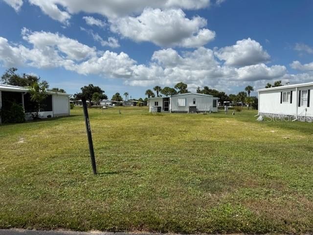 For Sale: $10,000 (0.13 acres)