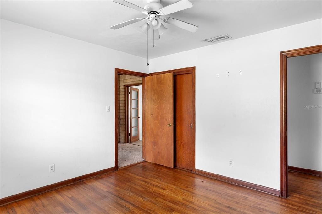 待售: $58,800 (0 贝兹, 0 浴室, 1424 平方英尺)