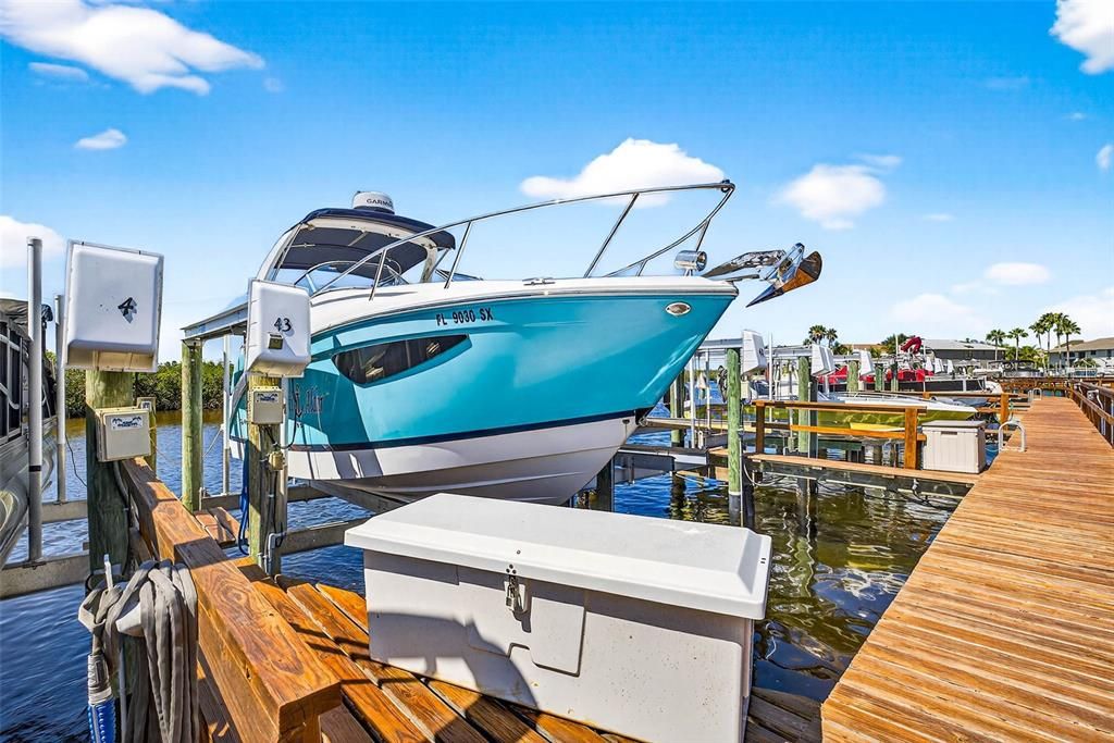 Activo con contrato: $450,000 (3 camas, 2 baños, 1525 Pies cuadrados)