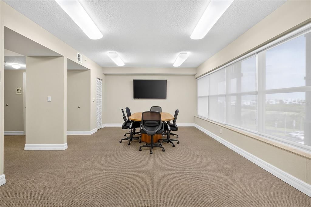 Activo con contrato: $450,000 (3 camas, 2 baños, 1525 Pies cuadrados)