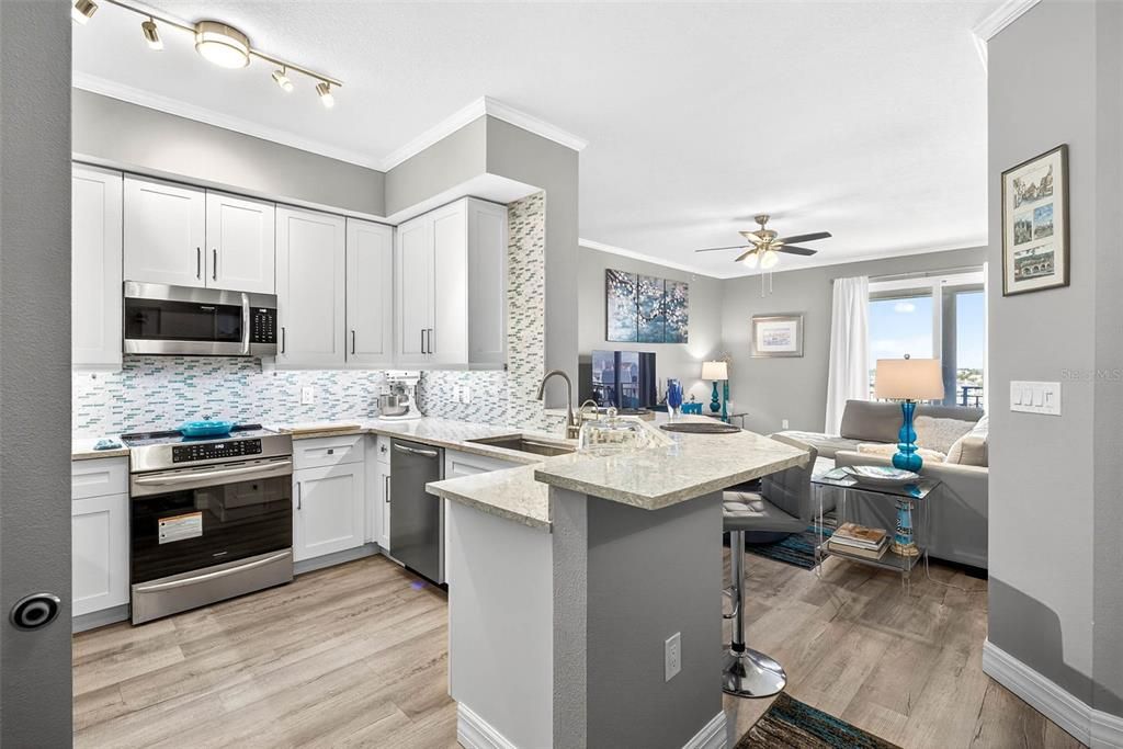 Activo con contrato: $450,000 (3 camas, 2 baños, 1525 Pies cuadrados)