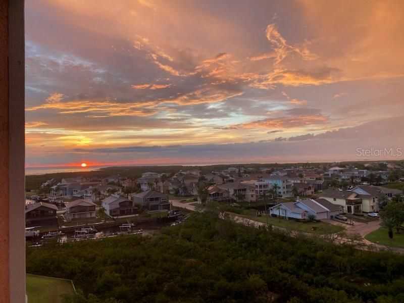 Activo con contrato: $450,000 (3 camas, 2 baños, 1525 Pies cuadrados)