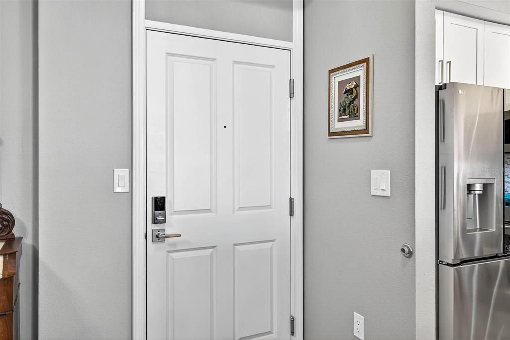 Activo con contrato: $450,000 (3 camas, 2 baños, 1525 Pies cuadrados)