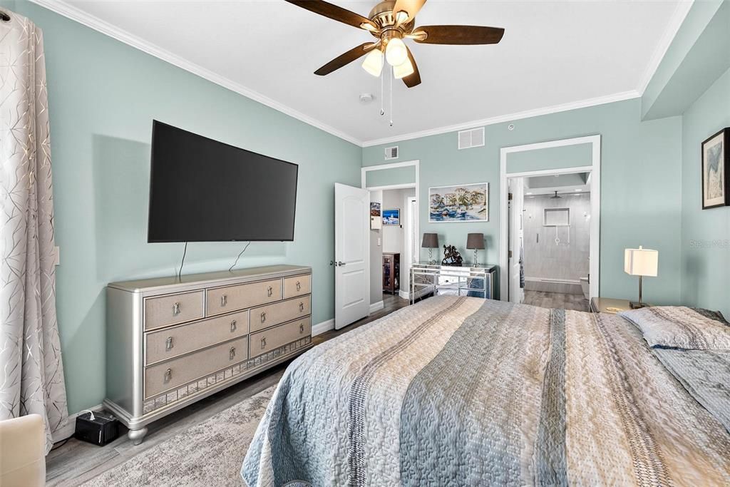 Activo con contrato: $450,000 (3 camas, 2 baños, 1525 Pies cuadrados)