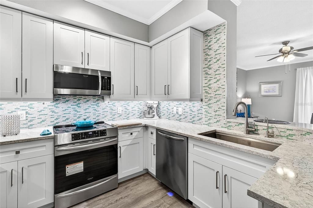 Activo con contrato: $450,000 (3 camas, 2 baños, 1525 Pies cuadrados)