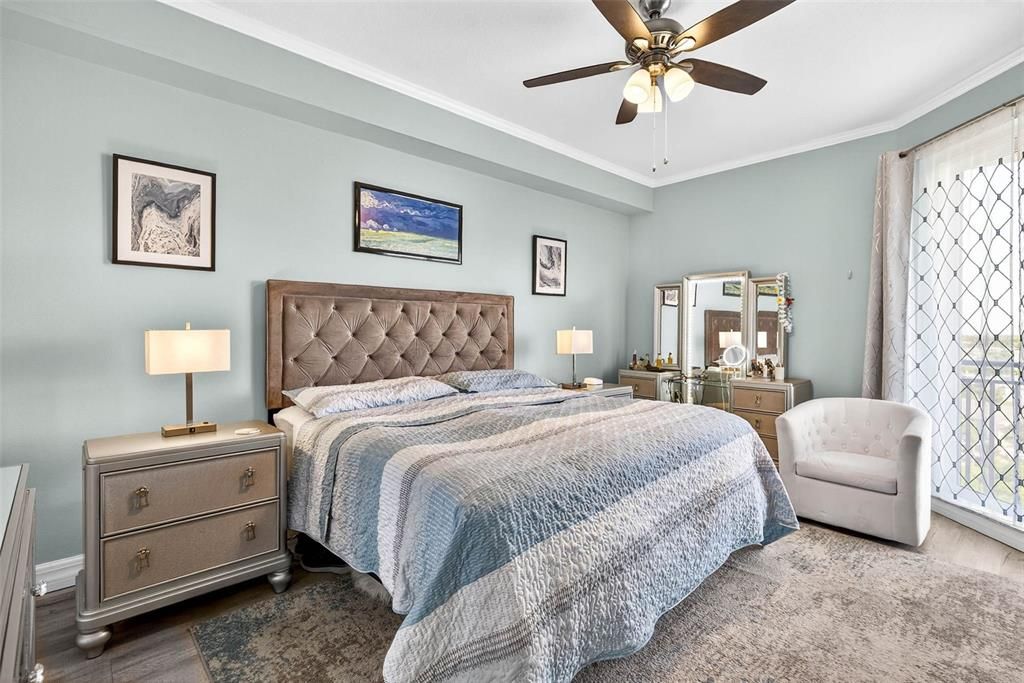 Activo con contrato: $450,000 (3 camas, 2 baños, 1525 Pies cuadrados)